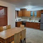 костови Guest house 3*