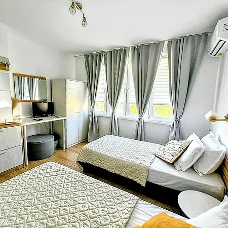 веселина - Guest house Ivaylovgrad