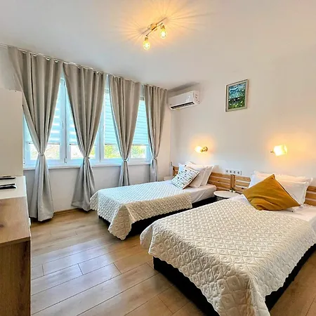 Guest house веселина - *